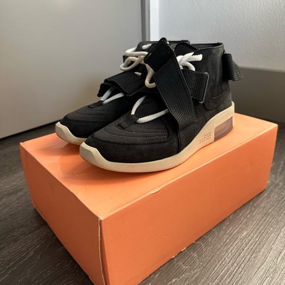 AIR FEAR OF GOD RAID ‘BLACK’ - Picture 5 of 8